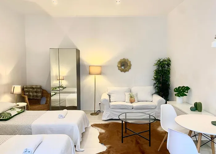 Apartment Alcantara 15 *